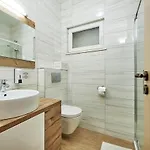 With Parking Space Mavarstica - Ciovo - 17803 Apartman Trogir