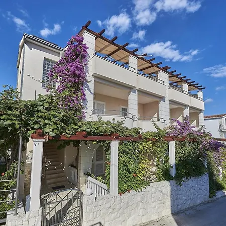 With A Parking Space Mavarstica, Ciovo - 17803 Apartament Trogir