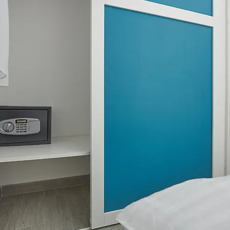 Apartament With A Parking Space Mavarstica, Ciovo - 17803 Trogir