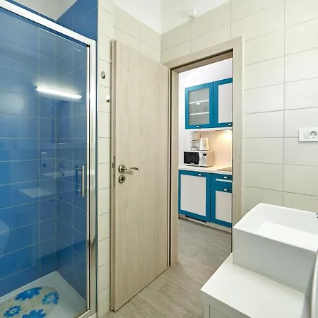 With Parking Space Mavarstica, Ciovo - 17803 Apartment