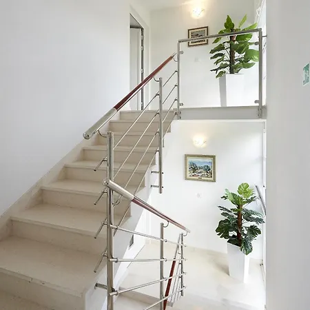 With Parking Space Mavarstica - Ciovo - 17803 Trogir