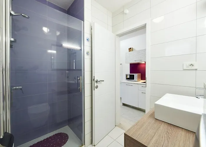 With Parking Space Mavarstica - Ciovo - 17803 * Trogir