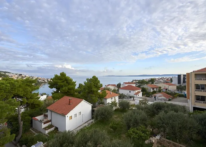 Apartamento With Parking Space Mavarstica - Ciovo - 17803 *